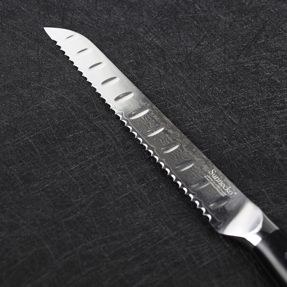 Damascus Steel Serrated Bread Knife for Chefs